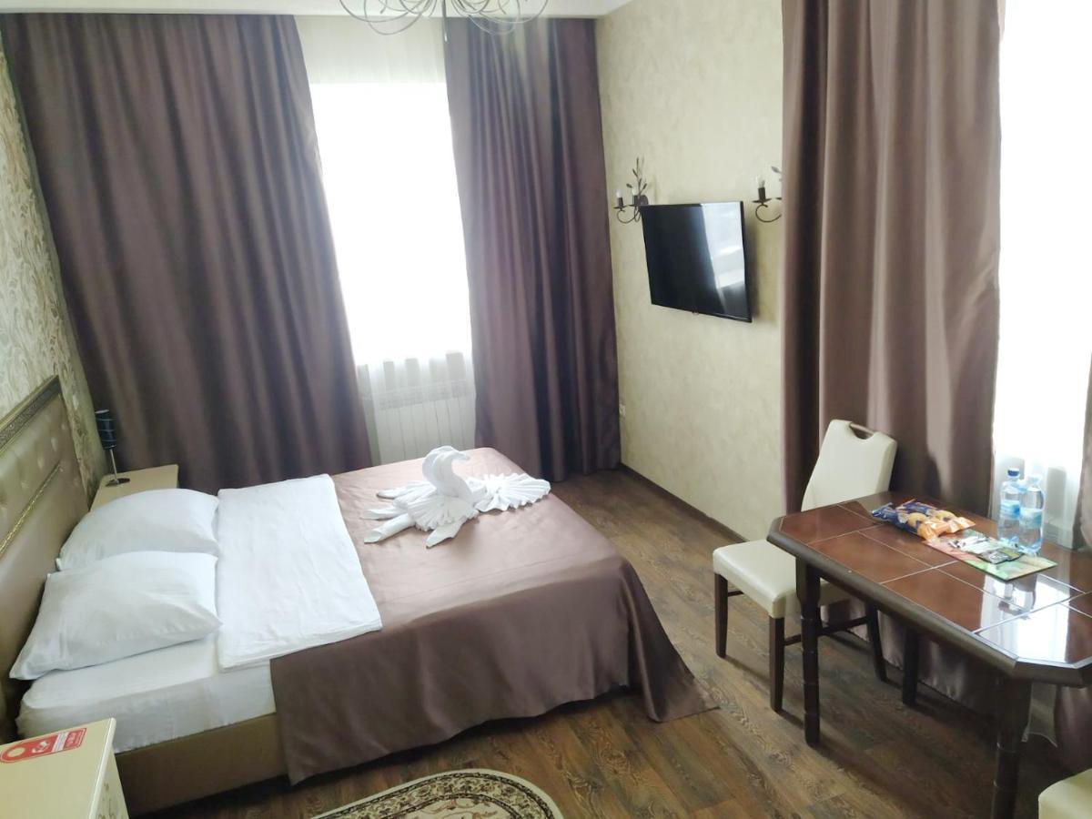 Uman Hotel Εξωτερικό φωτογραφία